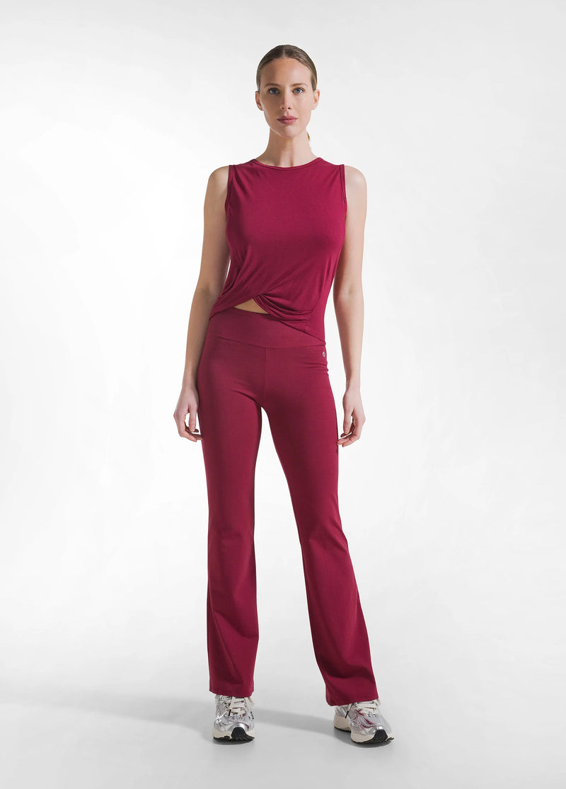 Laad het plaatje in de Viewer, D42042 Yoga Tank Top met knoop Bordeaux