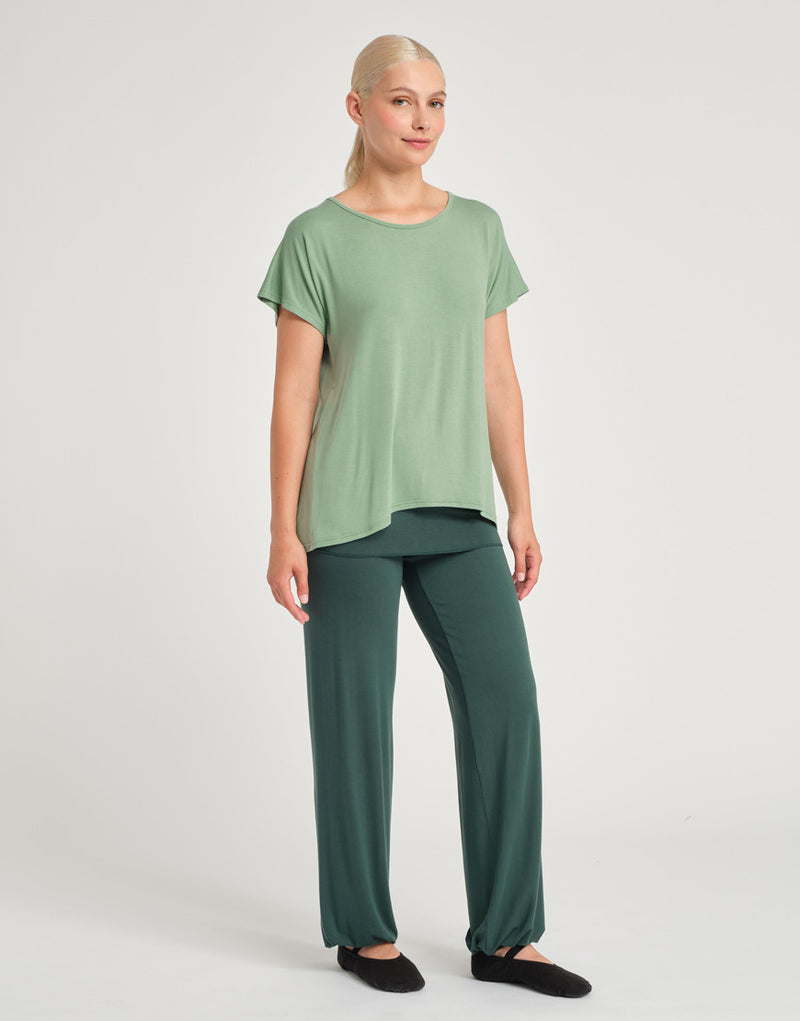 Laad het plaatje in de Viewer, Badine T-Shirt Korte Mouw Zacht Groen (Matcha)