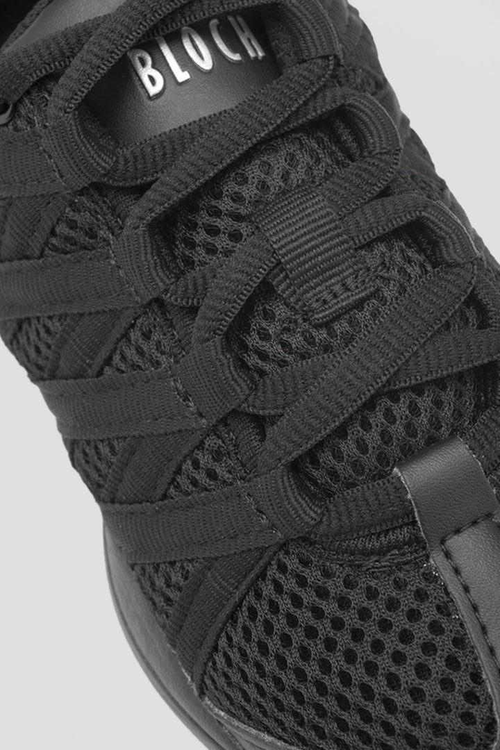 Laad het plaatje in de Viewer, S0524L Criss Cross Danssneakers Zwart Kunstleer/Mesh