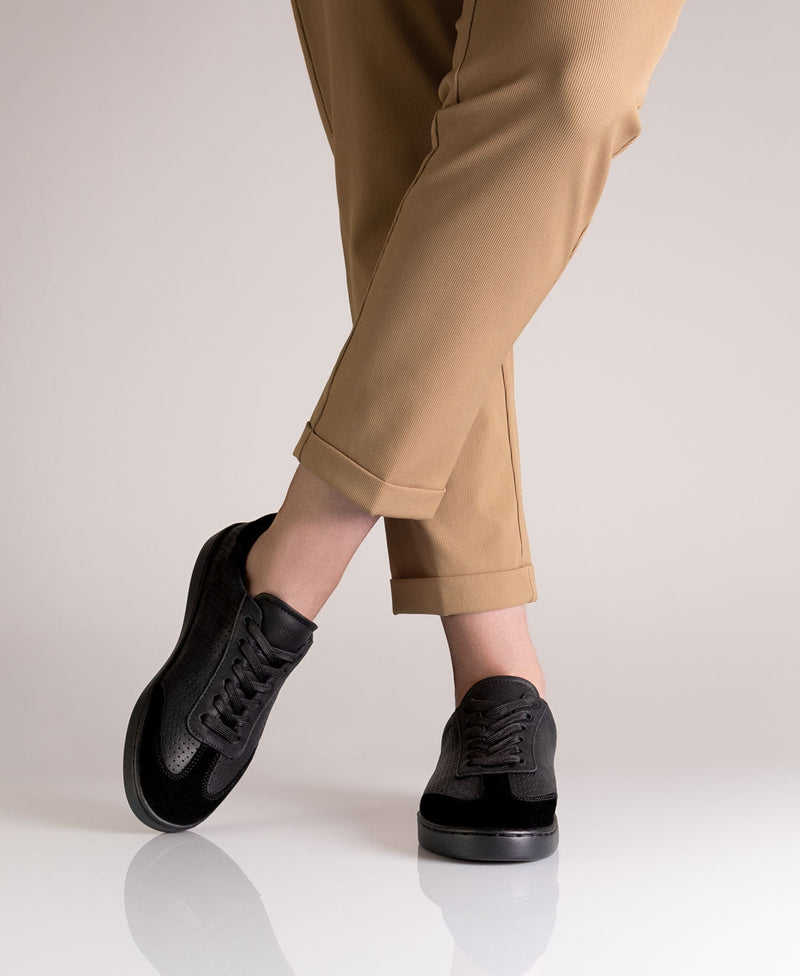 Laad het plaatje in de Viewer, Suny 7030 Sneaker dames nappa leer/suede Zwart
