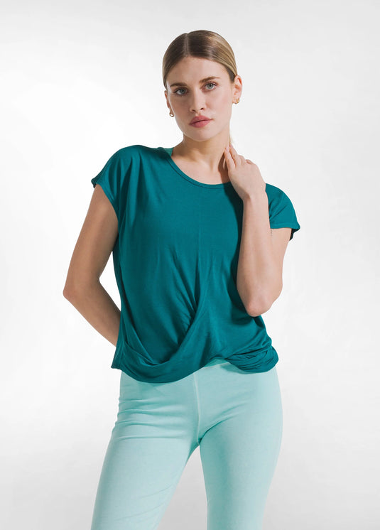 D42041 Yoga T-Shirt met knoop Groen