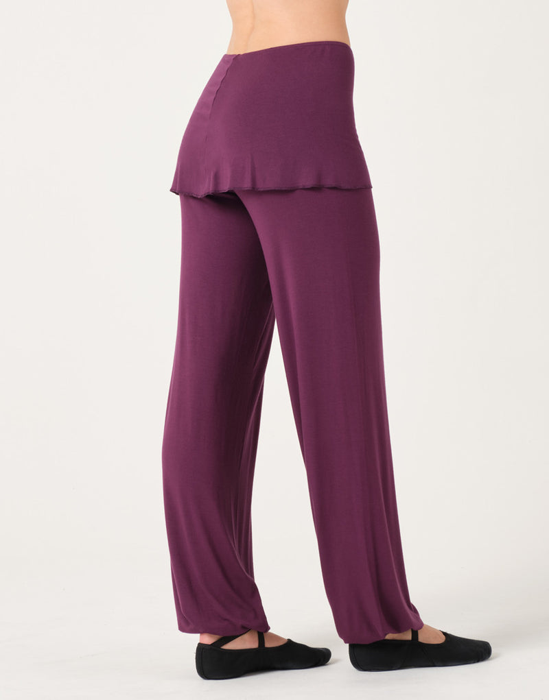 Laad het plaatje in de Viewer, Baby Yoga Dansbroek met een geïntegreerd rokje Aubergine (Black Cherry)
