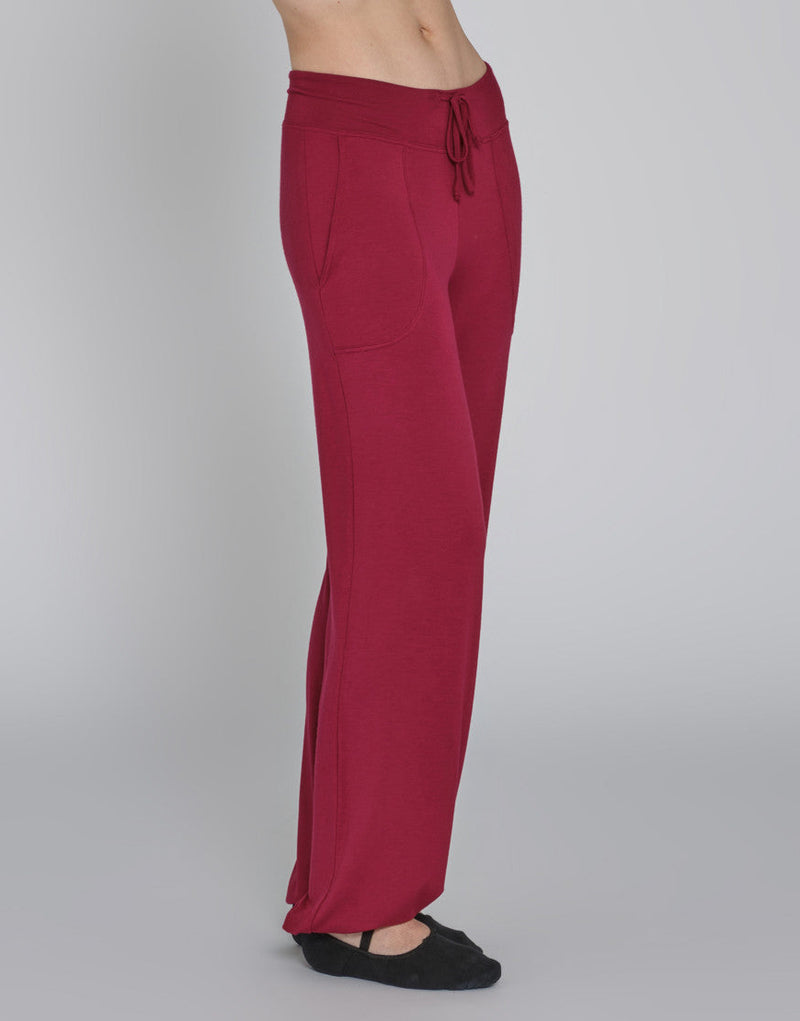 Laad het plaatje in de Viewer, Bari Dansbroek met Zakken (Bordeaux)
